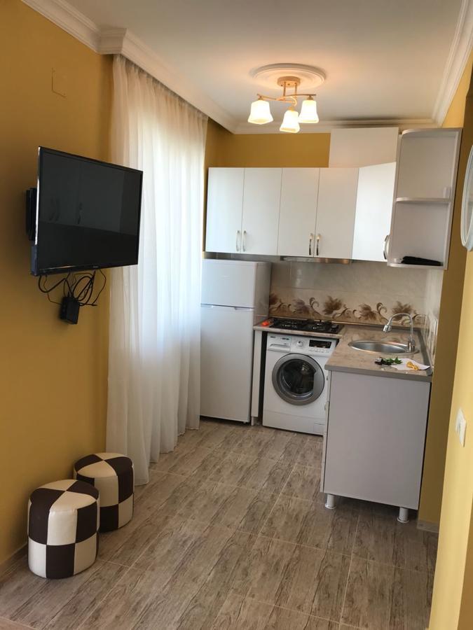 Griboedovi N.6 Apartment Batumi Bagian luar foto
