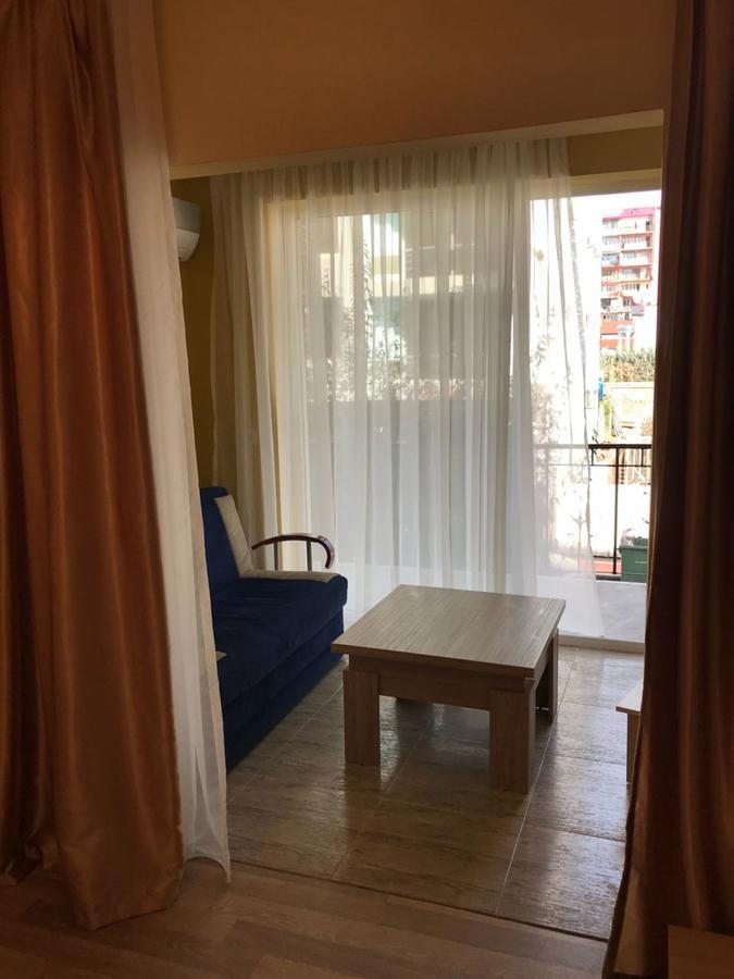 Griboedovi N.6 Apartment Batumi Bagian luar foto