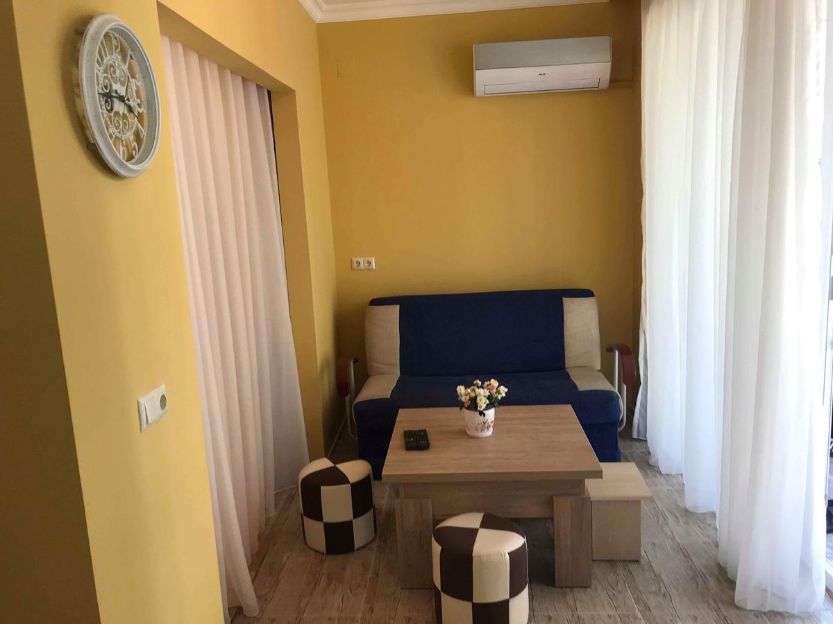 Griboedovi N.6 Apartment Batumi Bagian luar foto